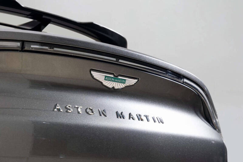 2026 Aston Martin DBX 707