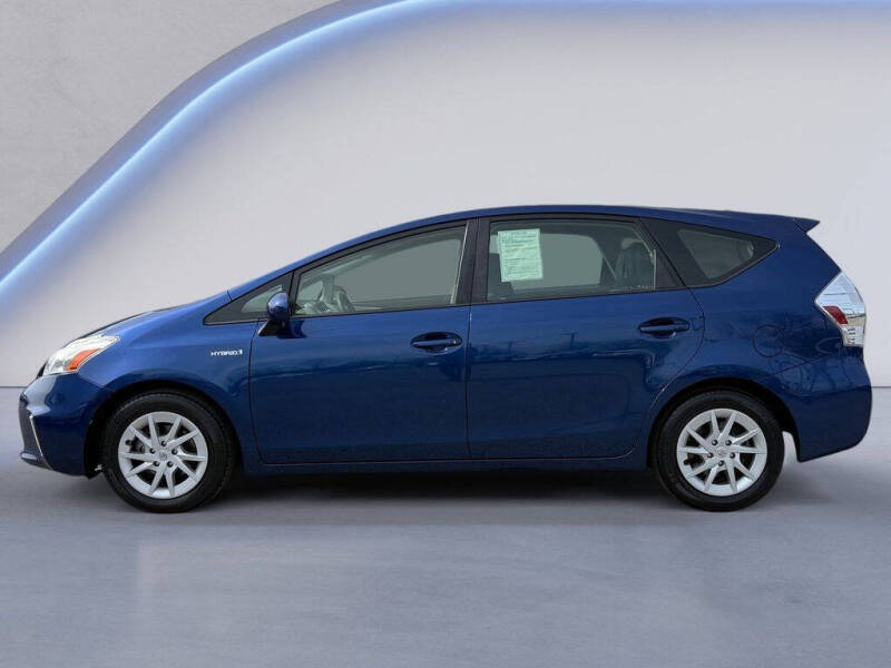 2013 Toyota Prius v