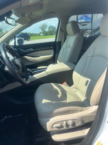 2020 Buick Enclave Essence