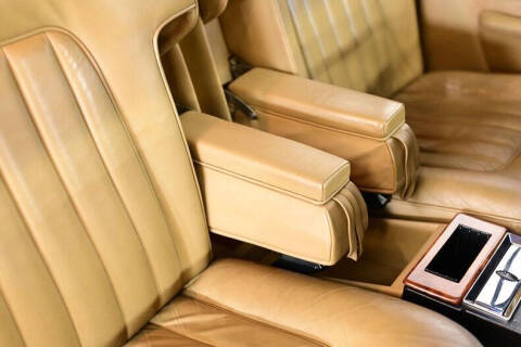 1972 Rolls-Royce SILVER CLOUD LWB