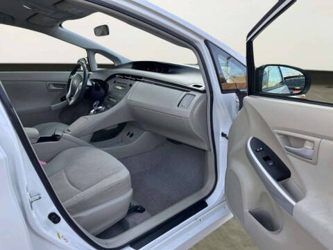 2010 Toyota Prius II