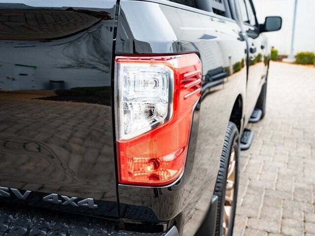 2024 Nissan Titan SV