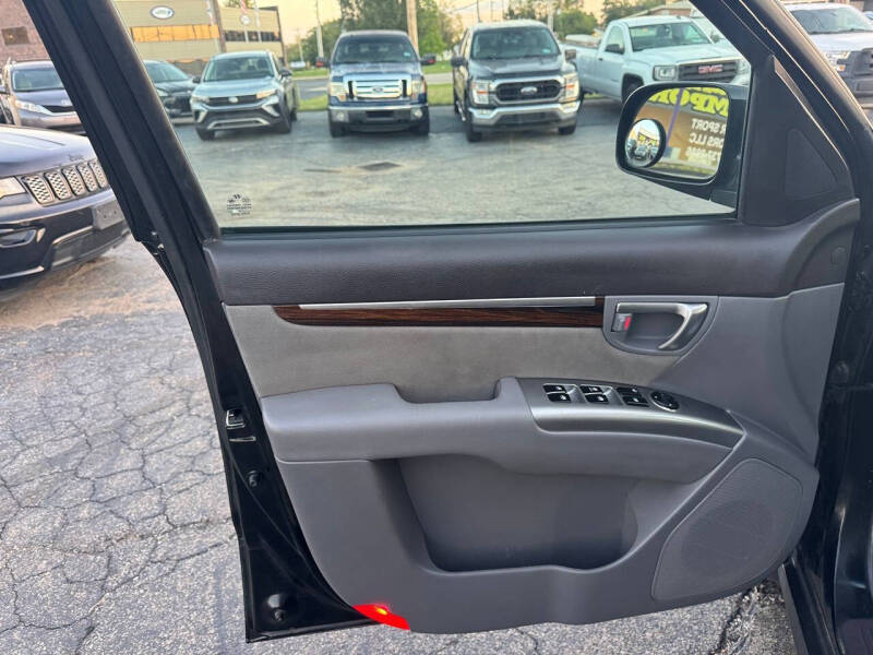 2011 Hyundai Santa Fe SE