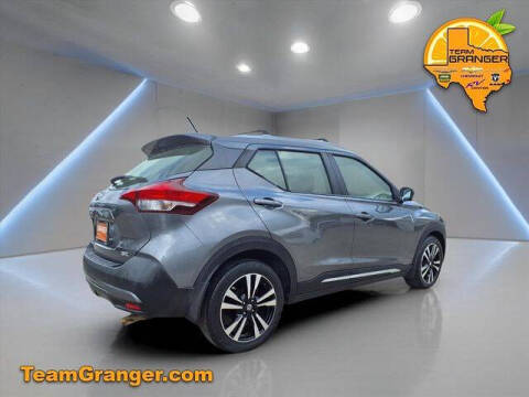 2019 Nissan Kicks SR