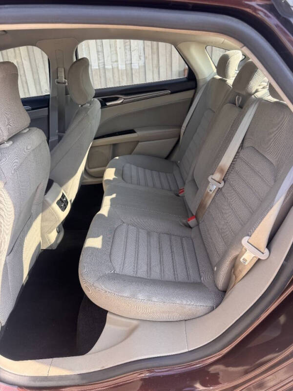 2019 Ford Fusion SE