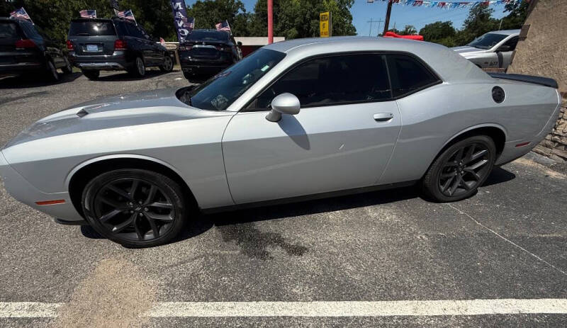 2021 Dodge Challenger SXT