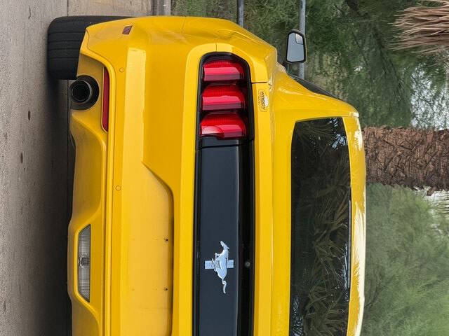 2017 Ford Mustang V6