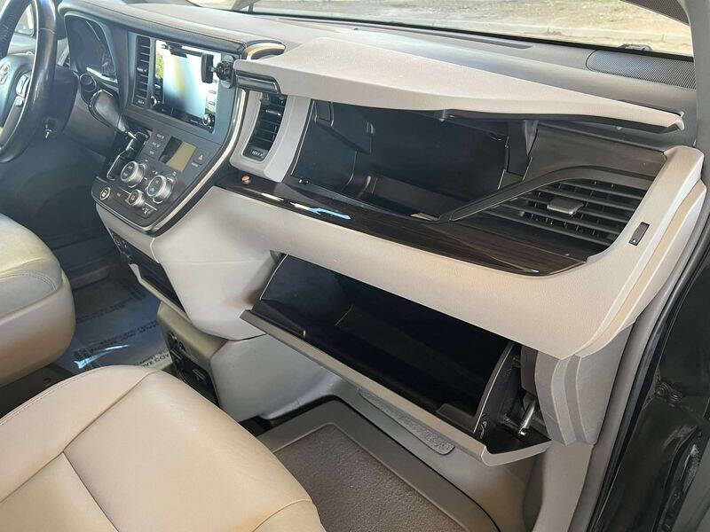 2018 Toyota Sienna