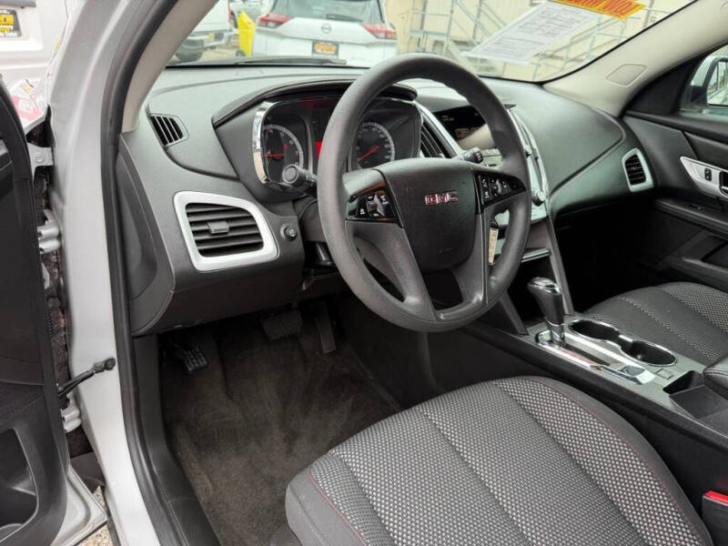 2017 GMC Terrain SLE-1