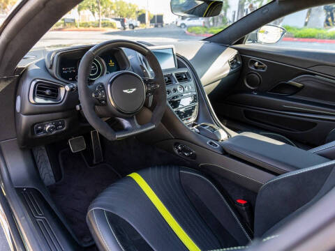 2021 Aston Martin DB11 AMR