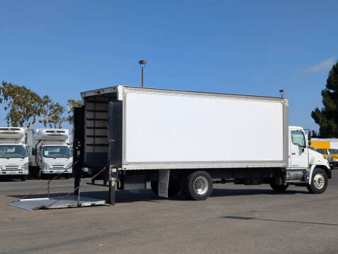2015 Hino 268A