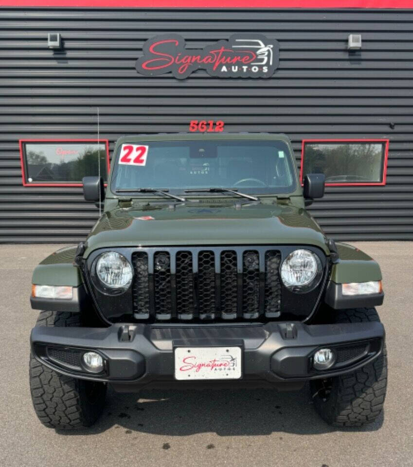 2022 Jeep Gladiator for sale at SIGNATURE AUTOS LLC in Weston, WI