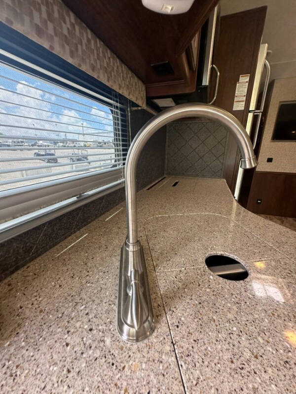 2016 Coachmen Mirada