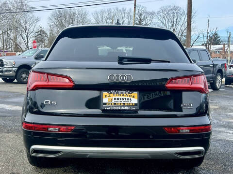 2018 Audi Q5 2.0T quattro Premium Plus