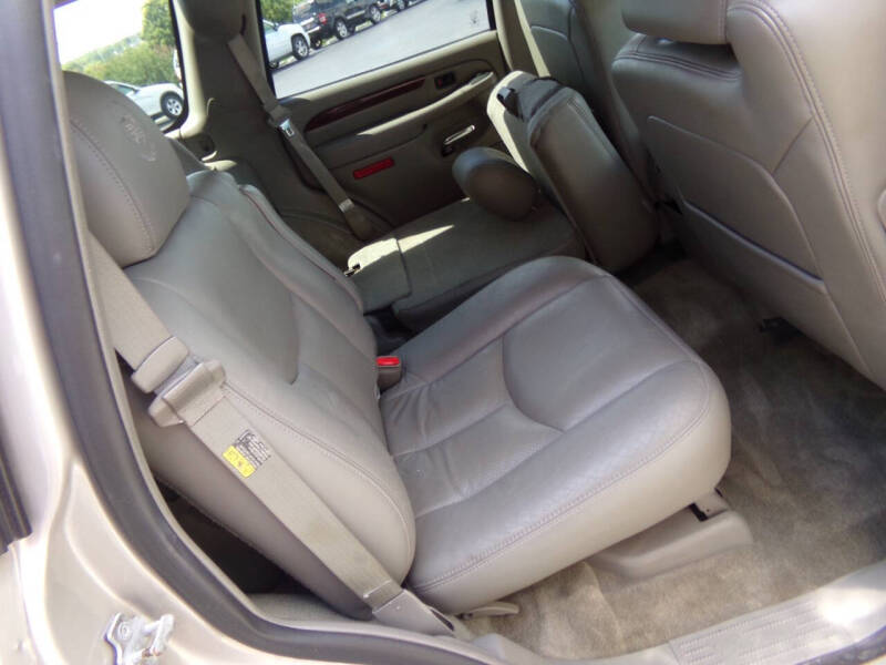 2005 Cadillac Escalade