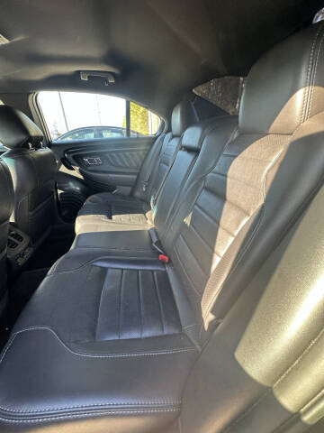 2015 Ford Taurus SHO