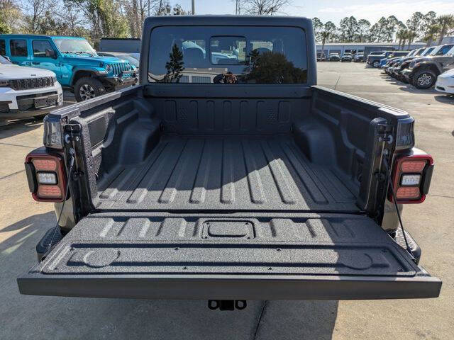 2026 Jeep Gladiator Willys