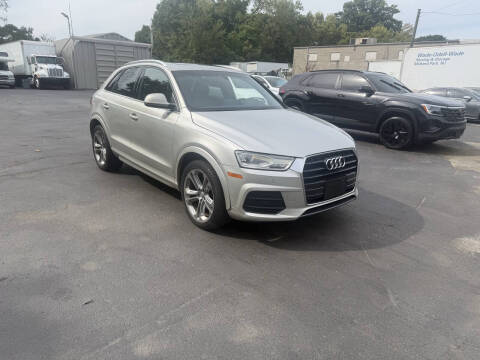 2016 Audi Q3 2.0T quattro Premium Plus