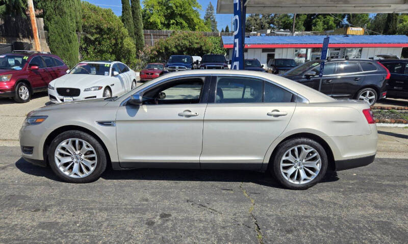 2018 Ford Taurus Limited