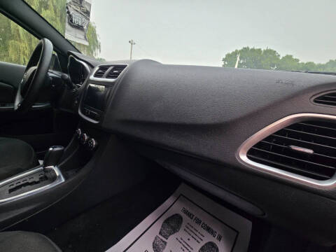 2014 Dodge Avenger SE