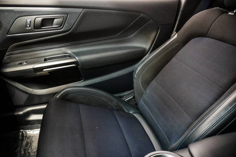 2024 Ford Mustang Dark Horse