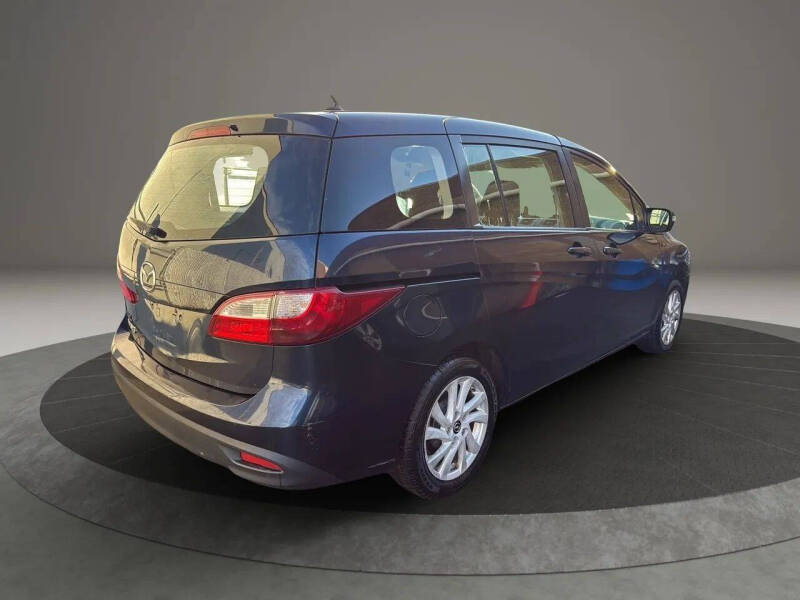 2014 Mazda MAZDA5 Sport