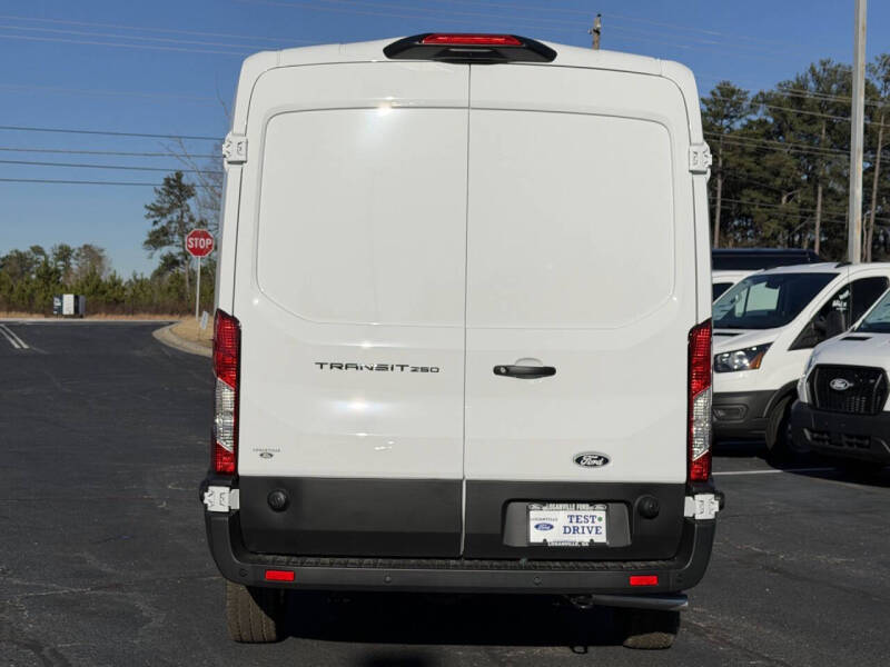 2026 Ford Transit 250