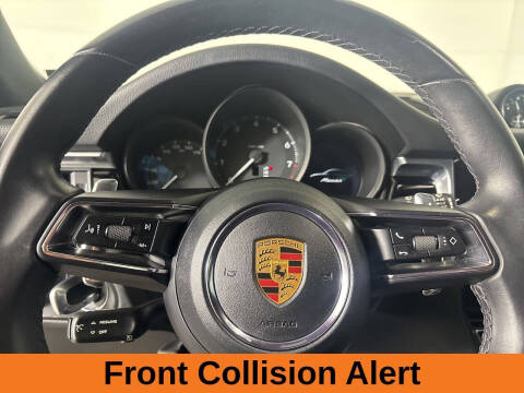 2022 Porsche Macan