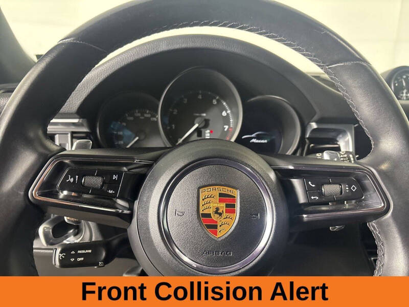 2022 Porsche Macan