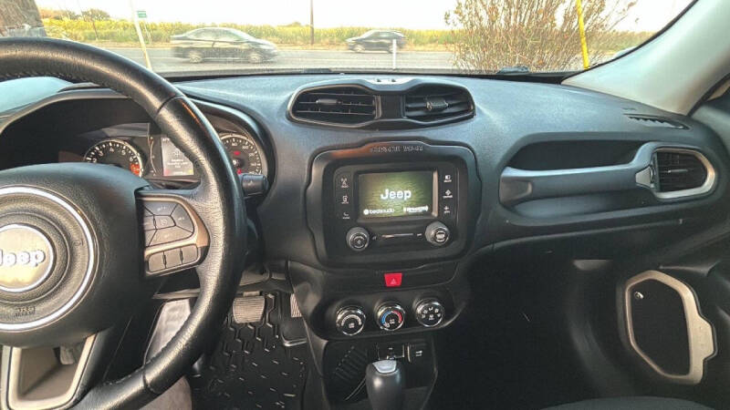 2016 Jeep Renegade Latitude 75th Anniversary