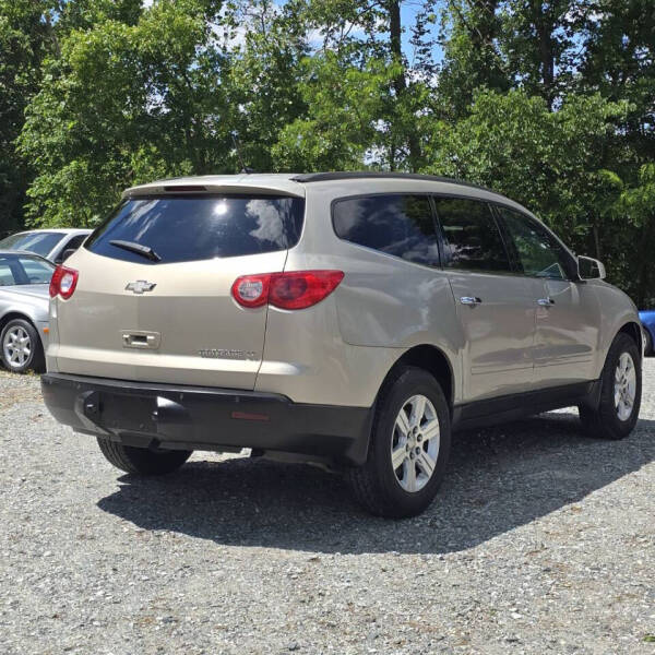 2011 Chevrolet Traverse LT