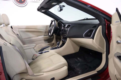 2013 Chrysler 200 Limited