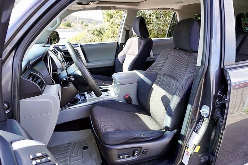 2013 Toyota 4Runner SR5