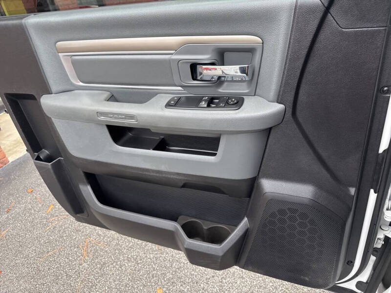 2016 RAM 1500 Express