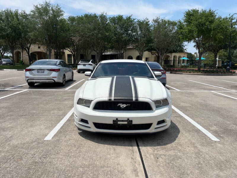 2013 Ford Mustang V6 Premium