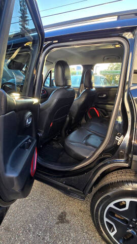 2017 Jeep Renegade Trailhawk