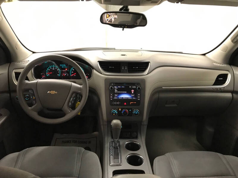 2017 Chevrolet Traverse LS