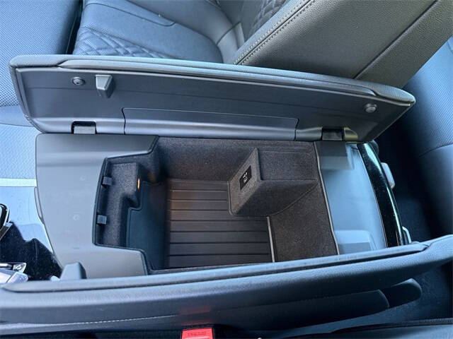 2022 BMW 5 Series 530i