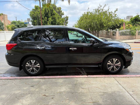 2018 Nissan Pathfinder S