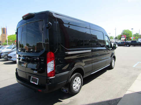 2022 Ford E-Transit