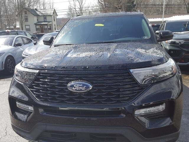 2024 Ford Explorer ST-Line
