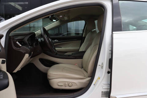 2017 Buick LaCrosse Essence