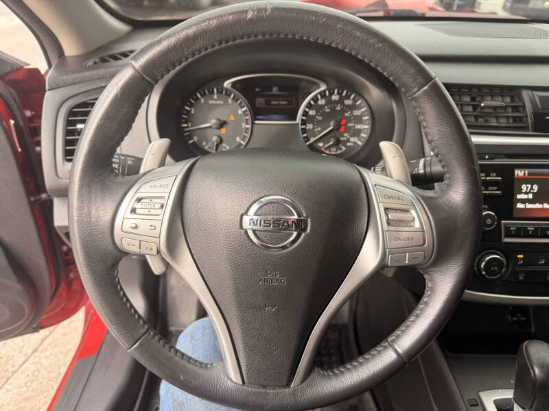 2016 Nissan Altima 2.5 SR