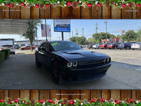2016 Dodge Challenger SXT