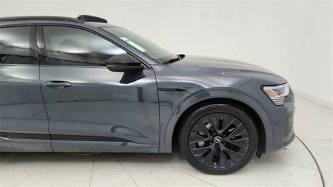 2024 Audi Q8 e-tron quattro Prestige