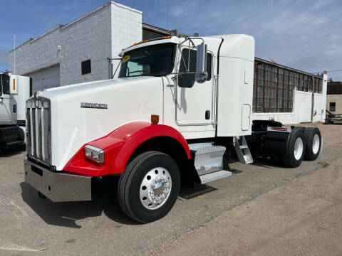 2009 Kenworth T800 W/Sleeper for sale at Money Trucks Inc in Hill City KS