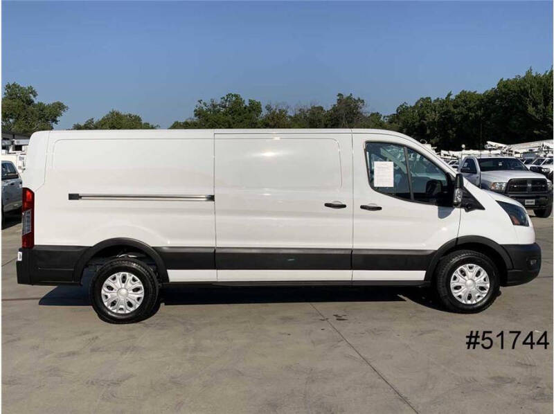 2025 Ford E-Transit 350