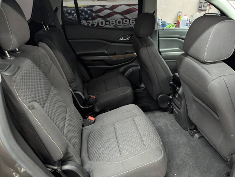 2019 GMC Acadia SLE-2