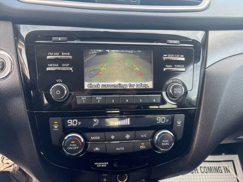 2015 Nissan Rogue SV