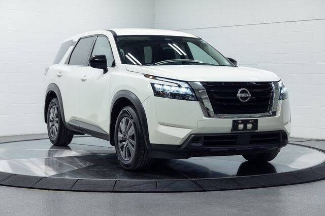 2024 Nissan Pathfinder S